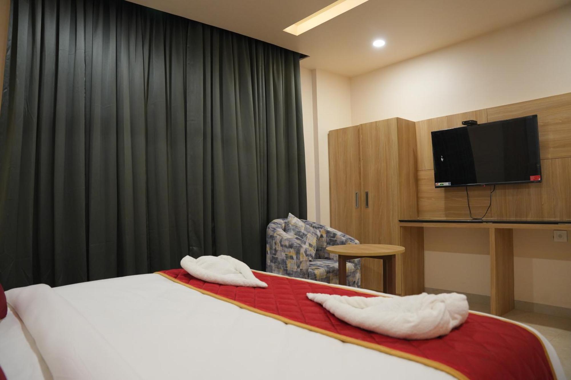 Kvp Golden Inn Tirupati Exterior foto